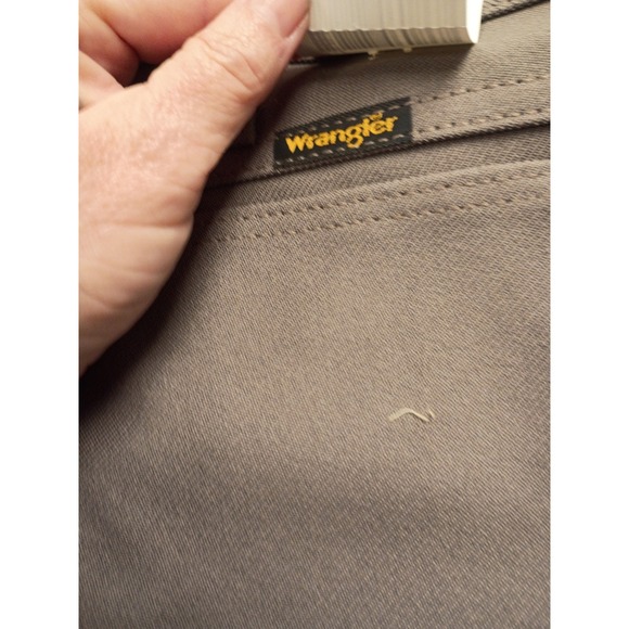 Wrangler Regular Fit 40x32 Birch Tan Straight Leg Mens Pants Made in USA - Picture 8 of 10